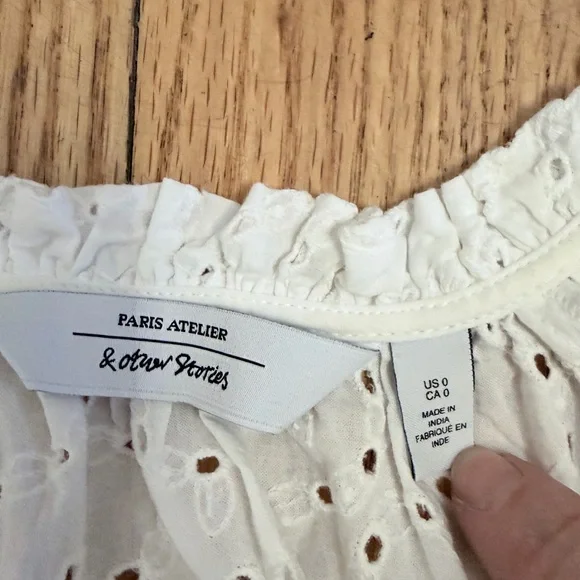 Paris Atelier & Other Stories white cotton eyelet loose-fit blouse puff sleeve 0 - Picture 6 of 11